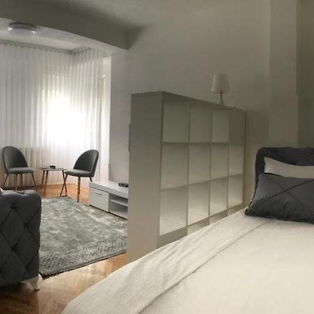 Stan Na Dan Apartment Нови пазар Екстериор снимка