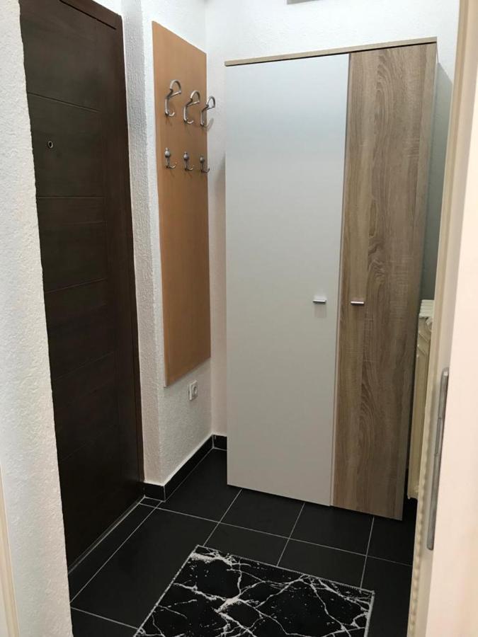 Stan Na Dan Apartment Нови пазар Екстериор снимка