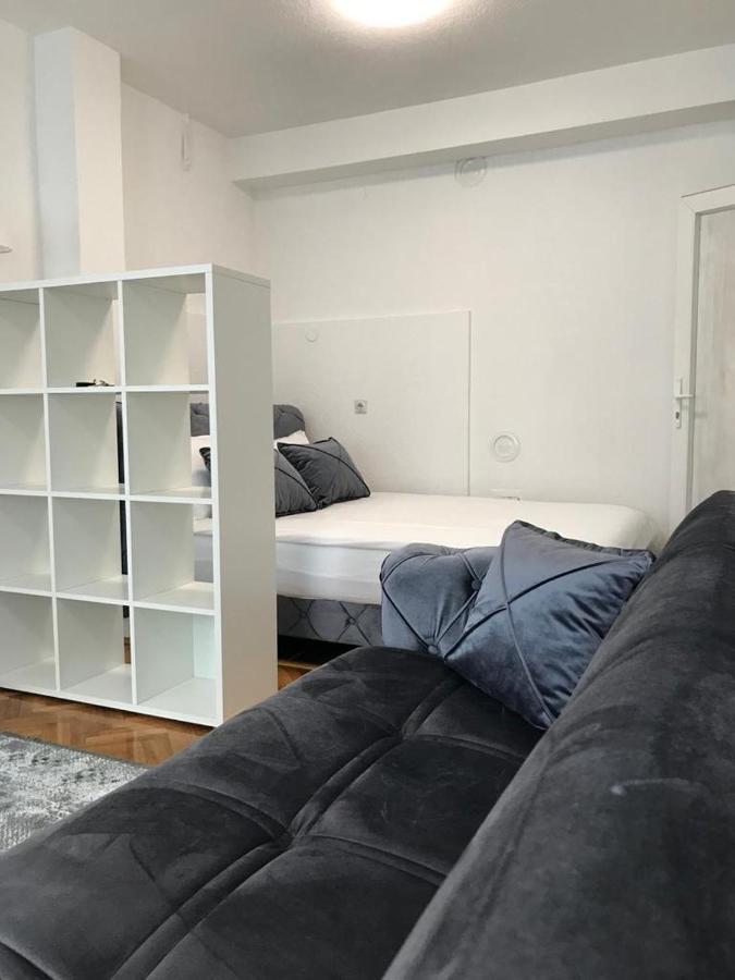 Stan Na Dan Apartment Нови пазар Екстериор снимка