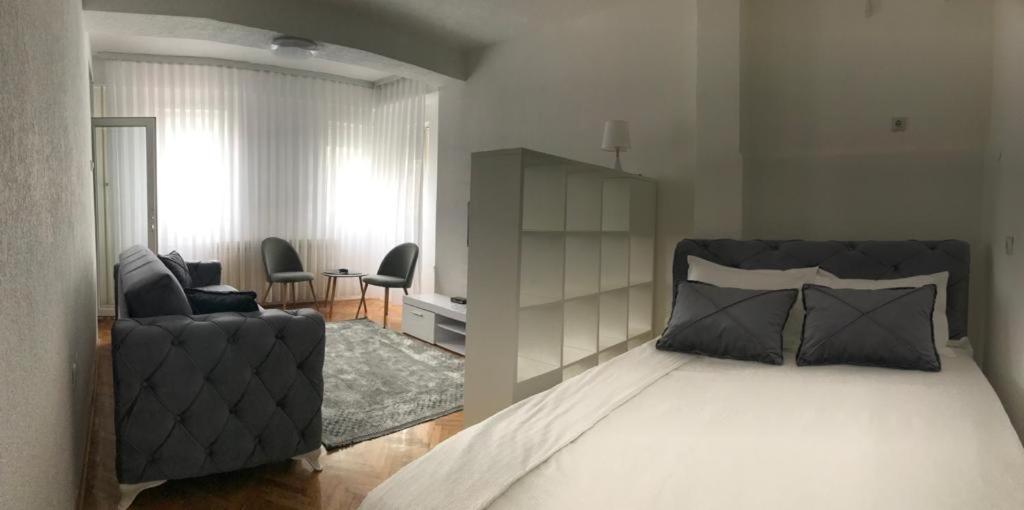 Stan Na Dan Apartment Нови пазар Екстериор снимка